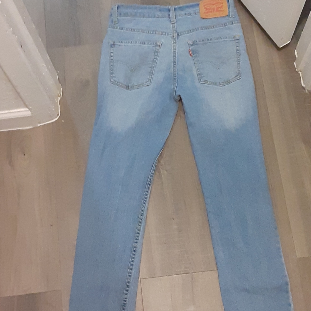 Levi jeans
